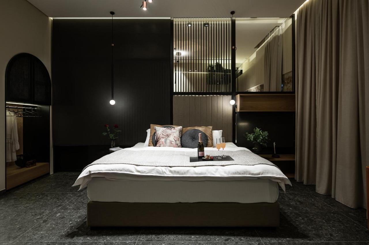 Divino Suites Chania Chania  Eksteriør billede
